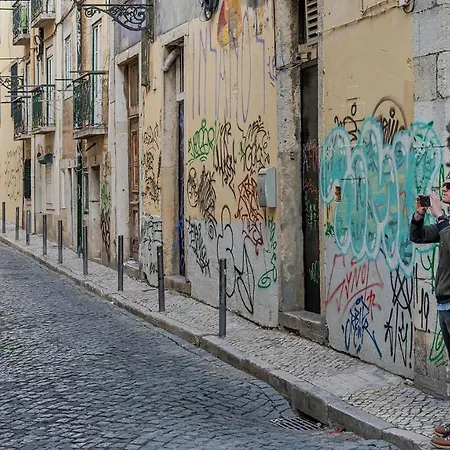 Plum Guide - Childhood Crush Lejlighed Lisboa